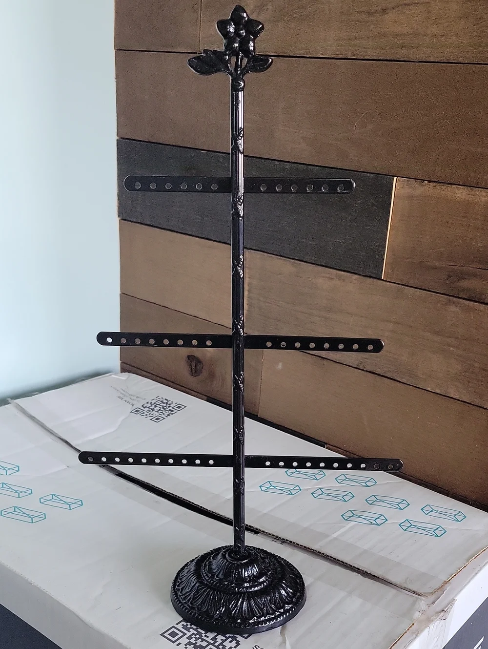 Black Metal Jewelry Stand Tree - Elegant Earring & Accessory Organizer Holds 24